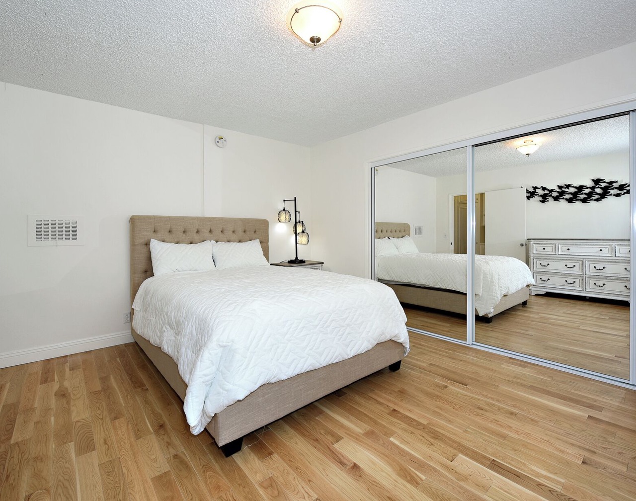 V6- Lovely 1-bedroom apartment with AC in vibrant Los Angeles 1