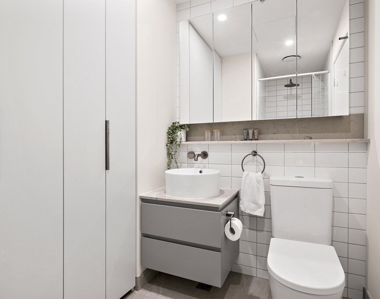 Heidelberg 2-Bed Retreat near Austin Hospital 1