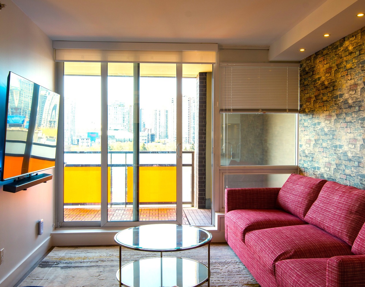 Landmark View | Sun Terrace | Parking | Soundbar | Near BC Place & Amtrak 1