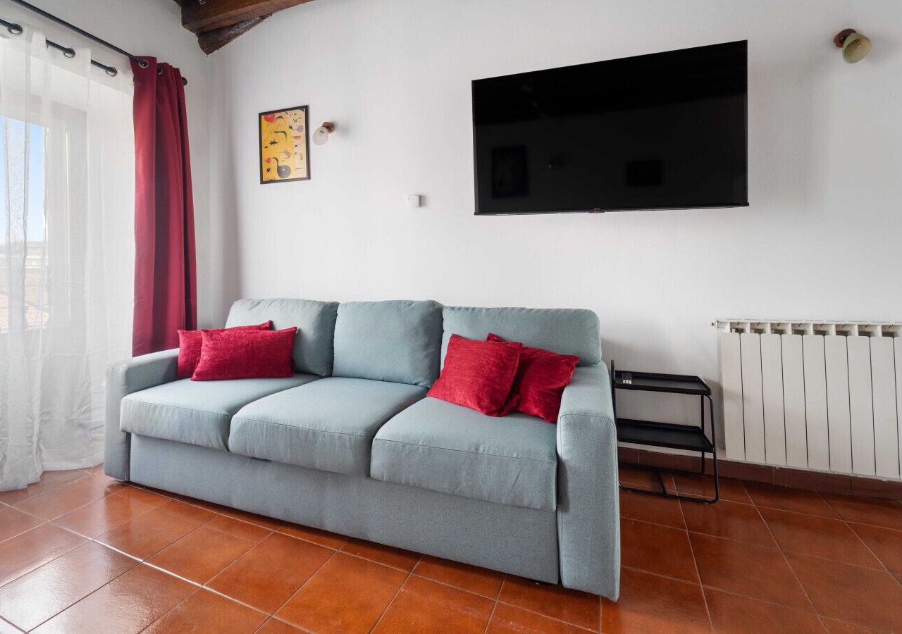 La Bohème Flat, Central Milan 1