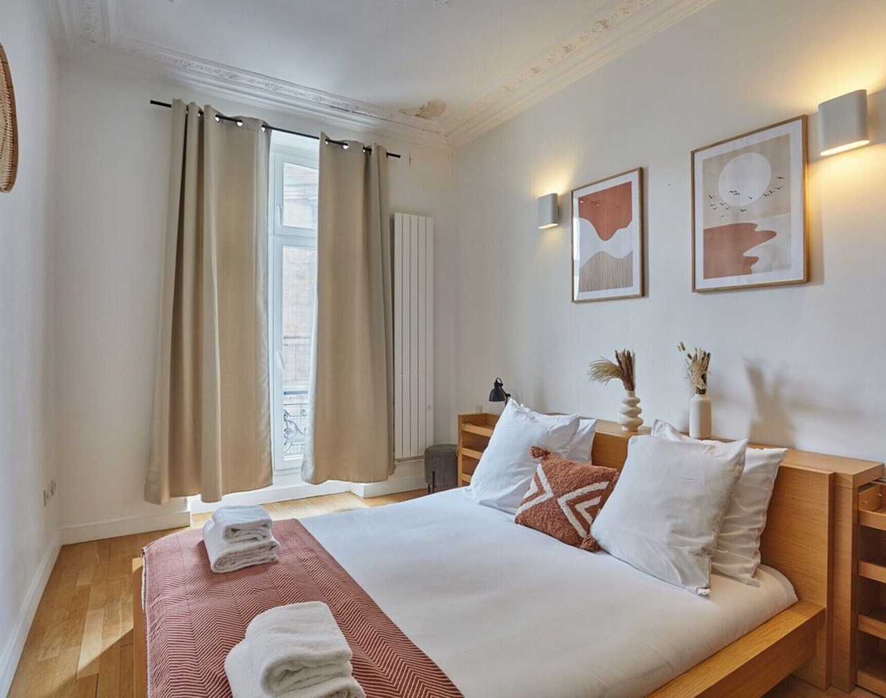 Superb apartment Center of Paris-Montmartre 1