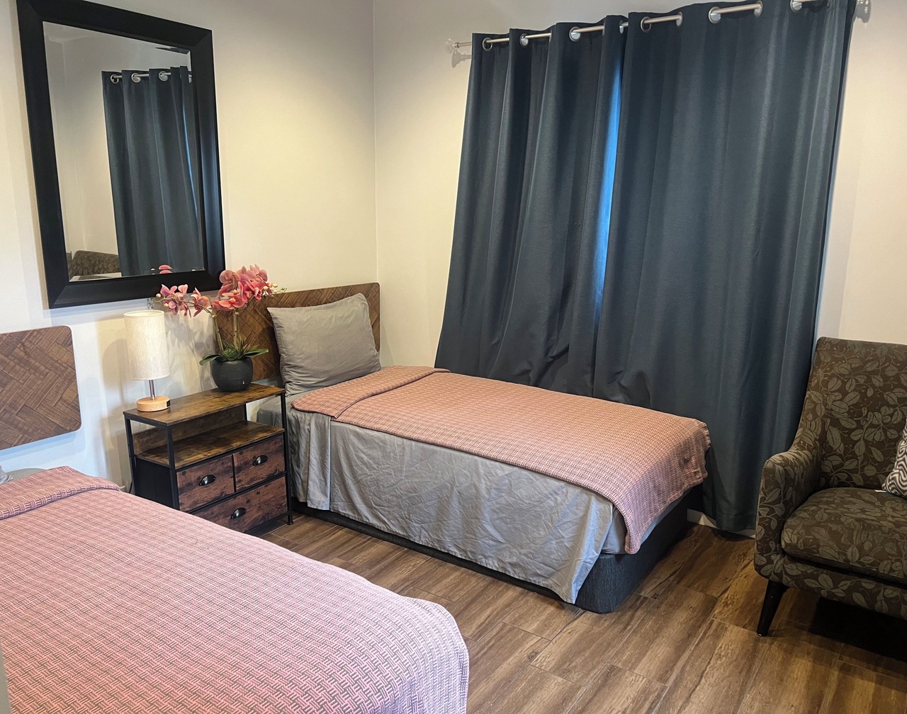Cozy 1-bedroom studio in charming Los Angeles with AC 1