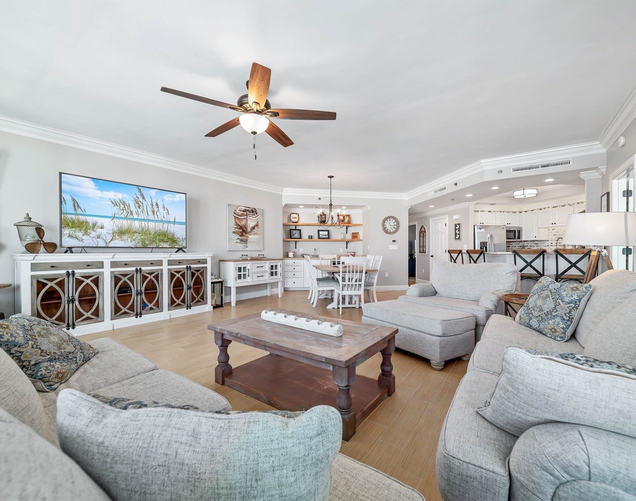 Lighthouse on the Bay - 2605 Bay Front-Lazy River-Boaters-Pet Friendly-Monthly 1