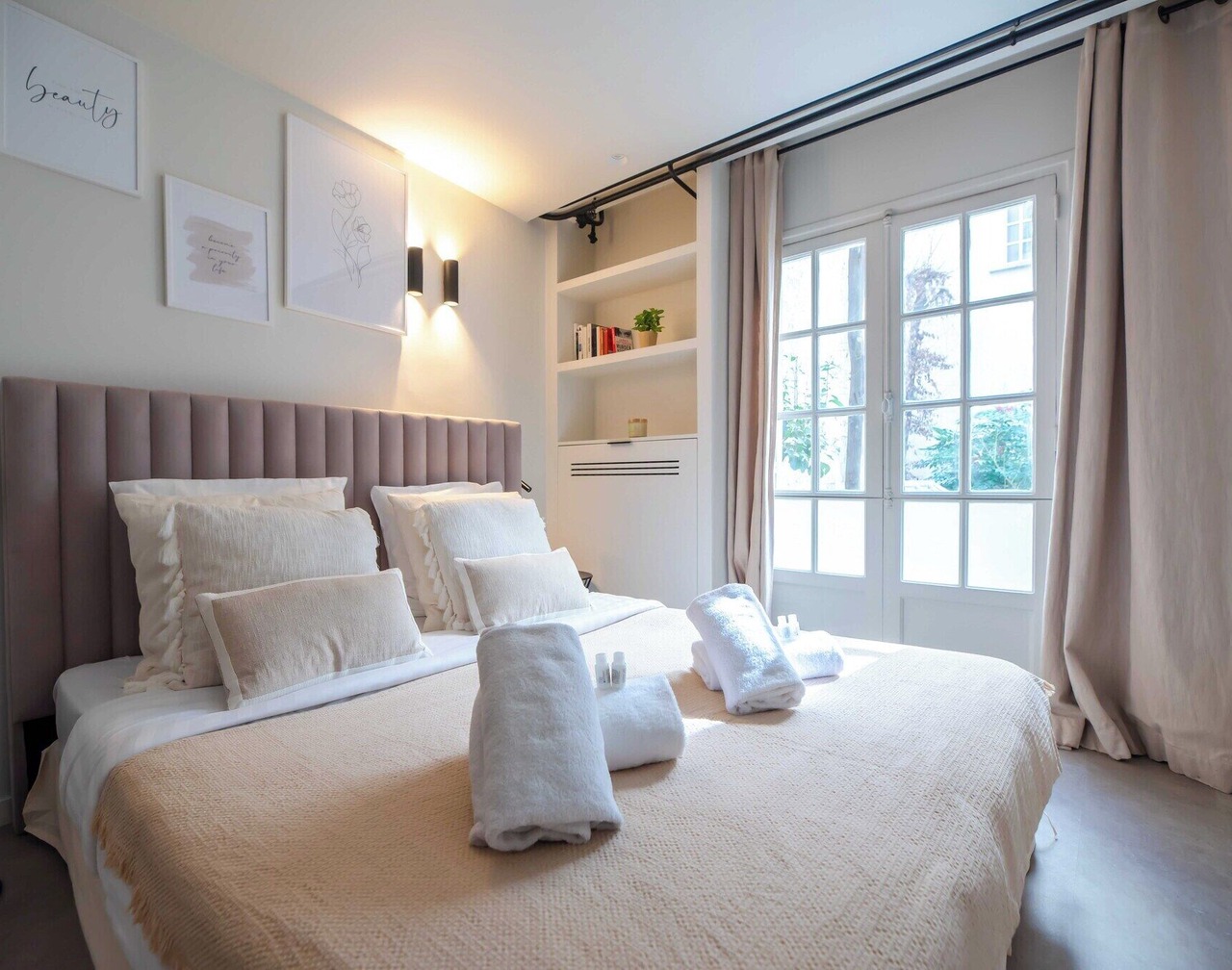 Elegant apartment - 2BR-6P - Notre Dame Cathedral 1