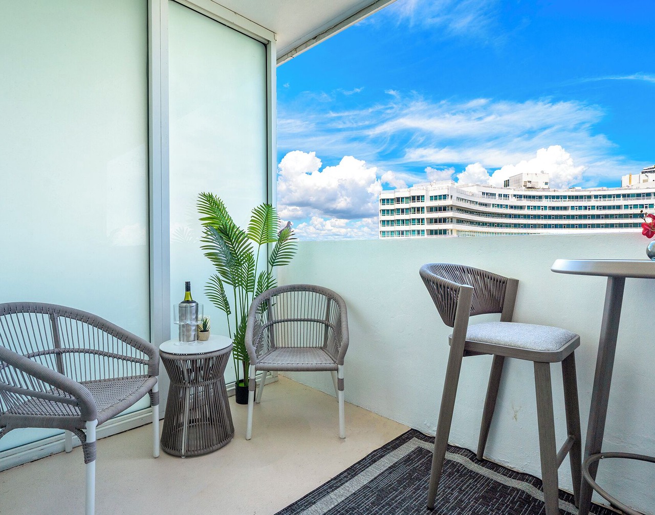 Stunning Private Studio at Fontainebleau Sorrento - 802 1