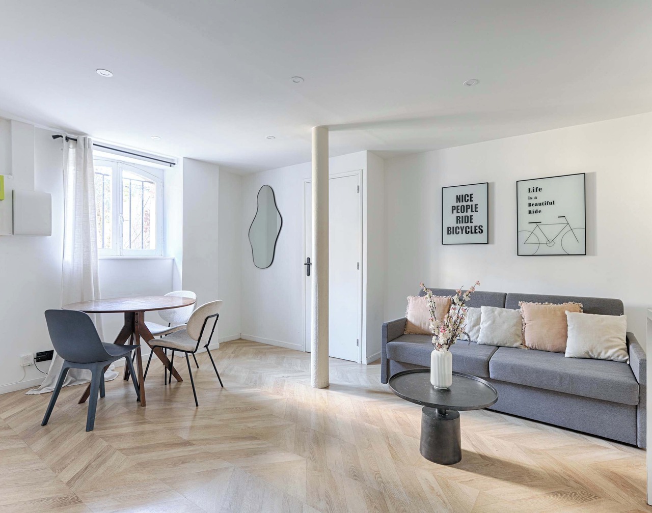 Appartement de Charme au coeur du 18ème 1