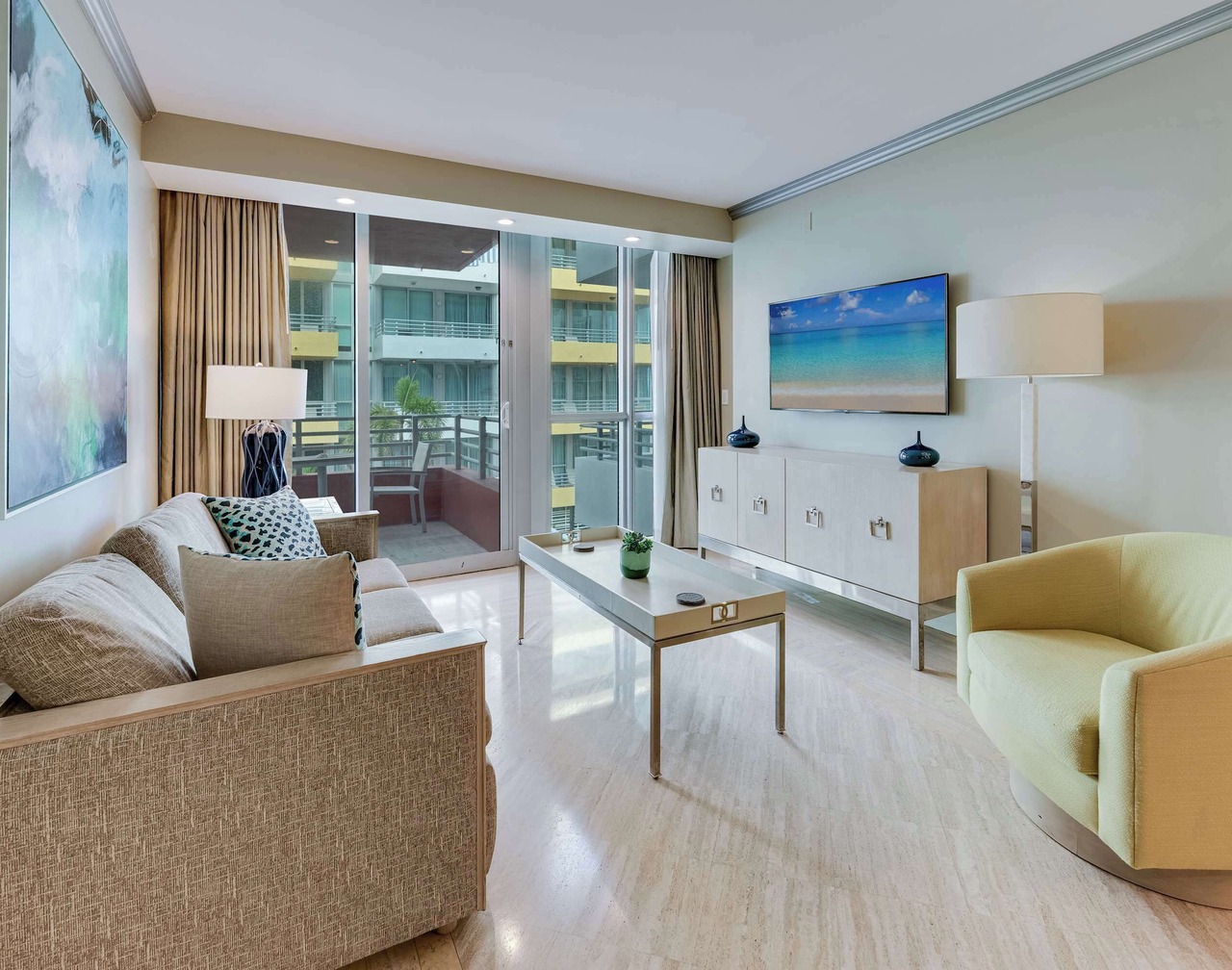 Oceanfront Retreat- South Beach, Pool, Amenities 1