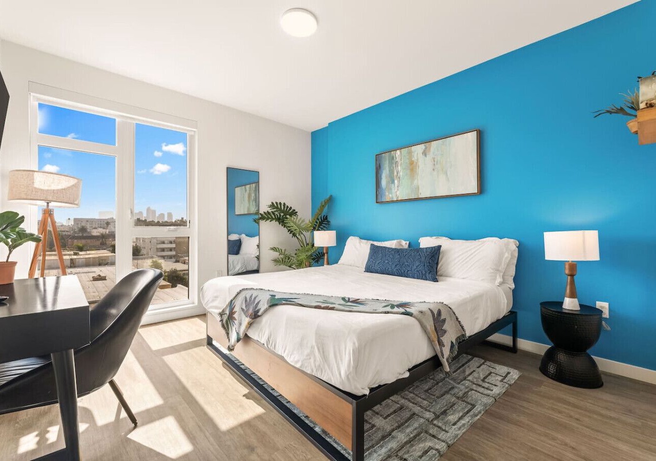 Chic & Bright, Free Parking, Hot tub + Gym 1