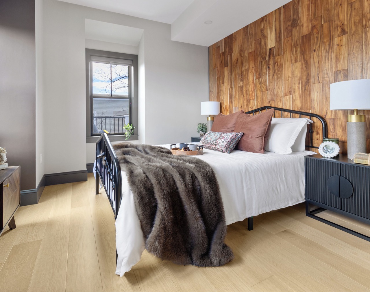 Boston Style 2BR2BTH/Near Boston + New Build 1