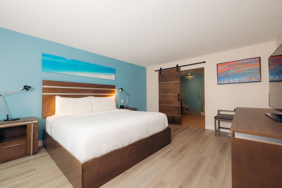 Stay Near The Bustling Port of Long Beach | Amazing Hotel w/Heated Pool 1