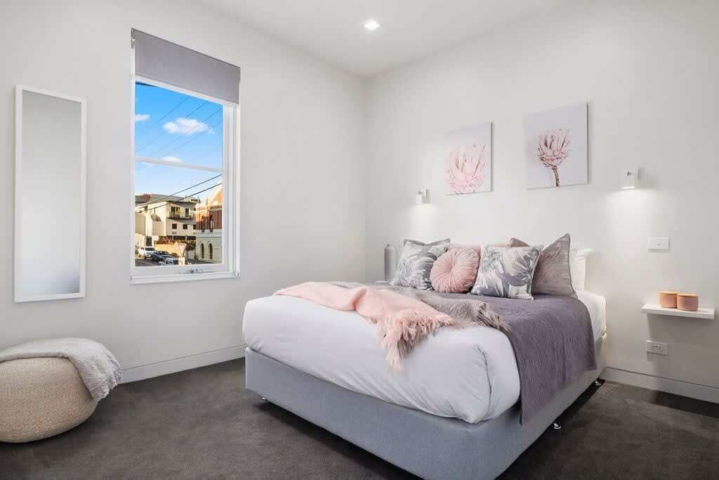 Two Bedroom Inner-City Retreat with Free Parking 1