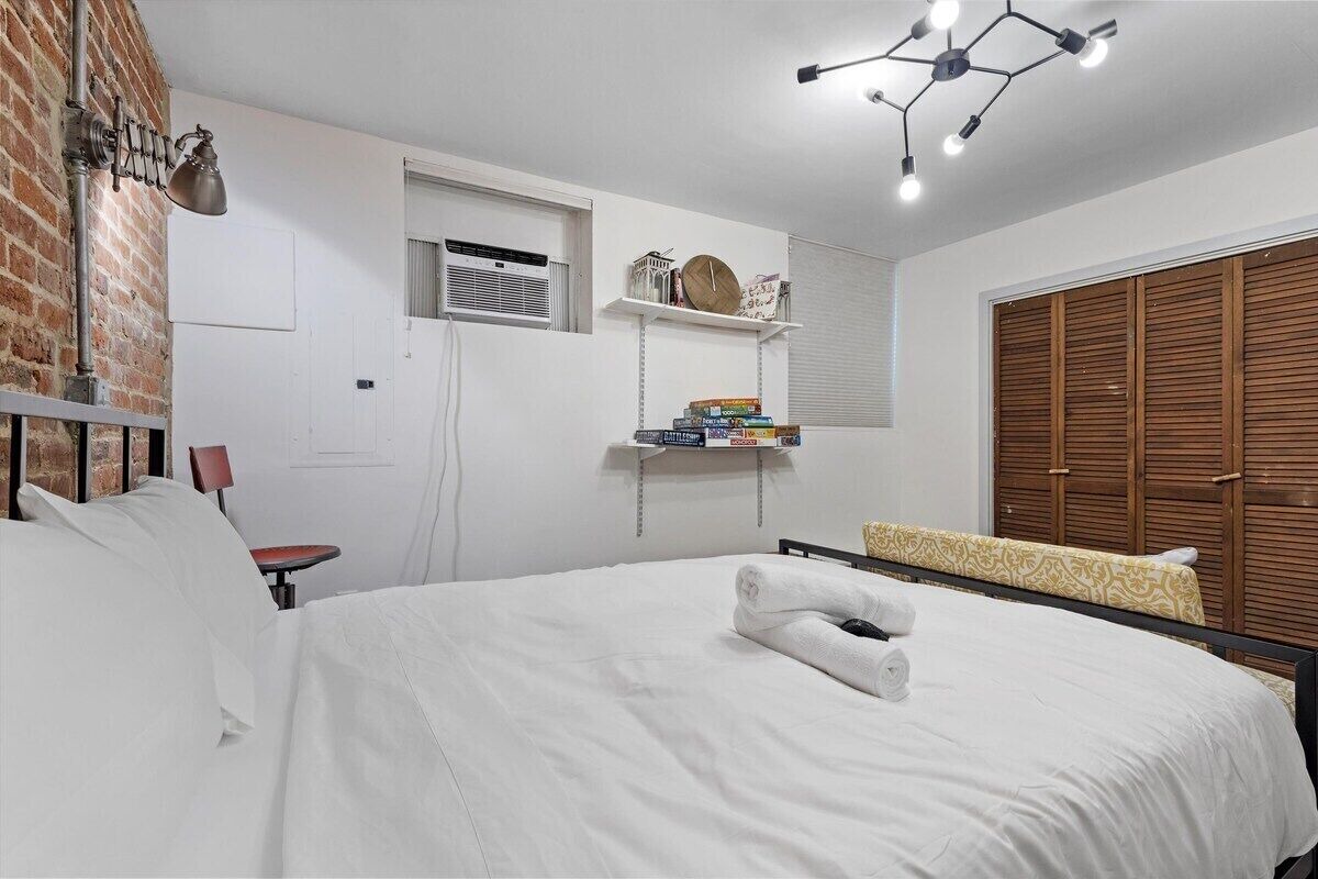 Cheery Flat in Adams Morgan - Mt Pleasant 1