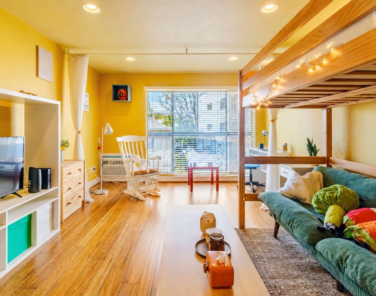 Sweet Joyful Home with Pool & Gym-Steps from UCLA! 1