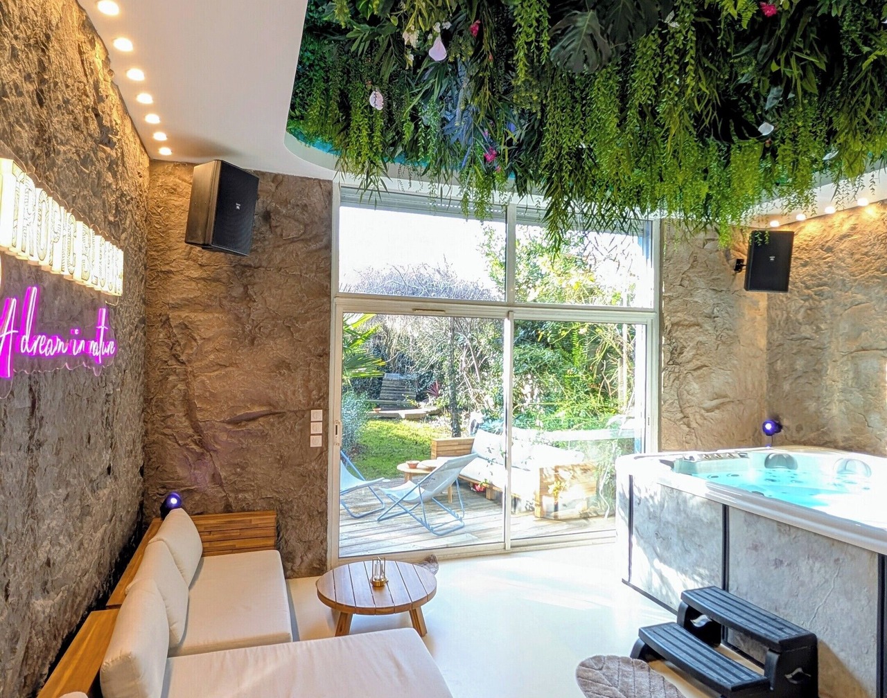 Tropic Bloom Spa & Cinéma 10 mn from Paris 1