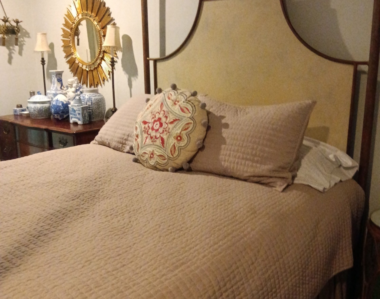 Irish channel gem, one block off Magazine Street, 40%off month long stays 1