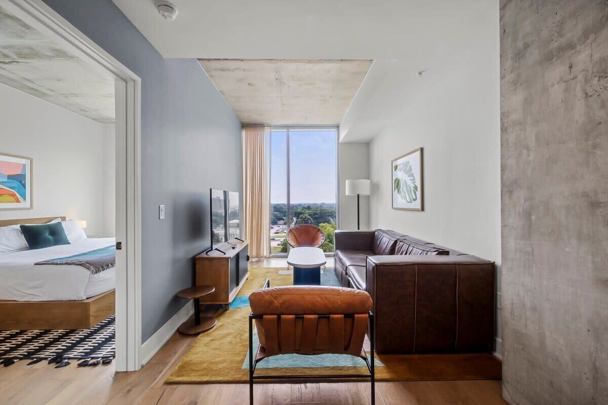Rainey St Condo | Heated Pool | Gym | Fireworks 1