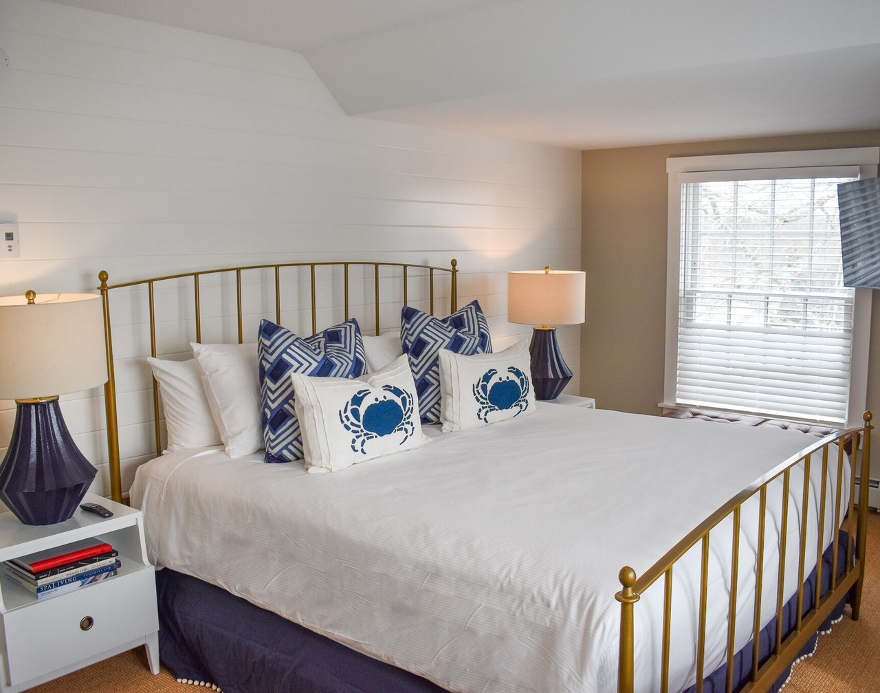 Luxury Coastal Condo in Cape Porpoise – Stylish 2BR Retreat, Pool, Near Beaches! 1
