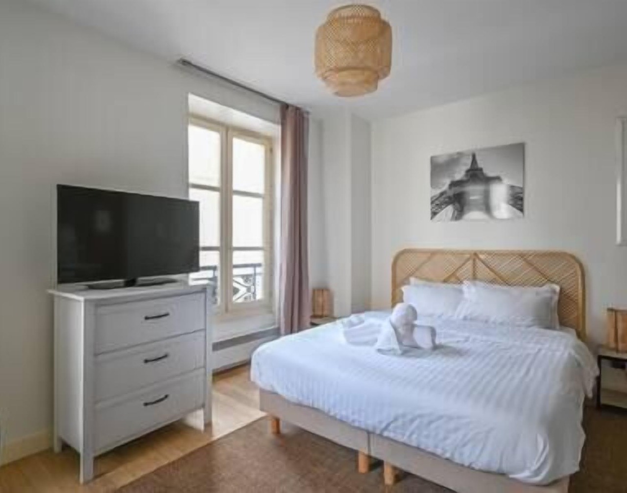 Paris, Opéra 3.lovely Parisien Apartment 1