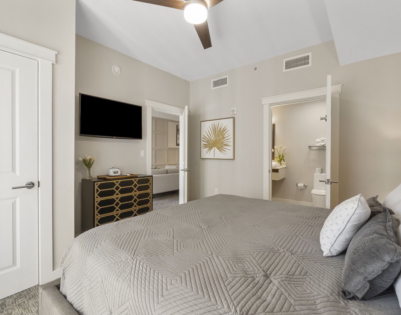 Origin 1308 | Gulf-View Condo w/Balcony & Full Kitchen! 1