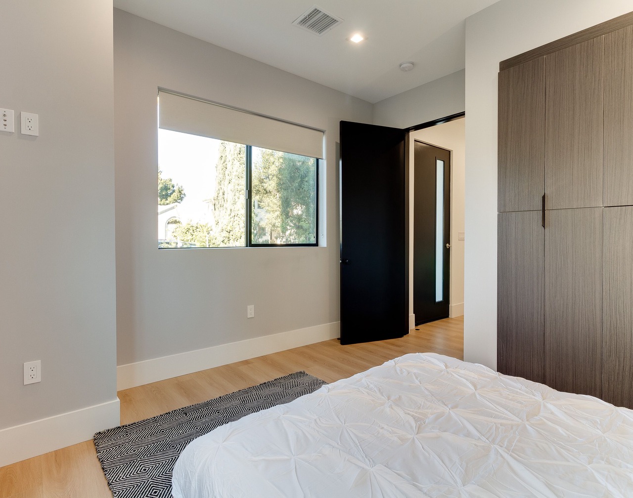 Brand New Modern 4 Bedroom House Pickfair Village 1