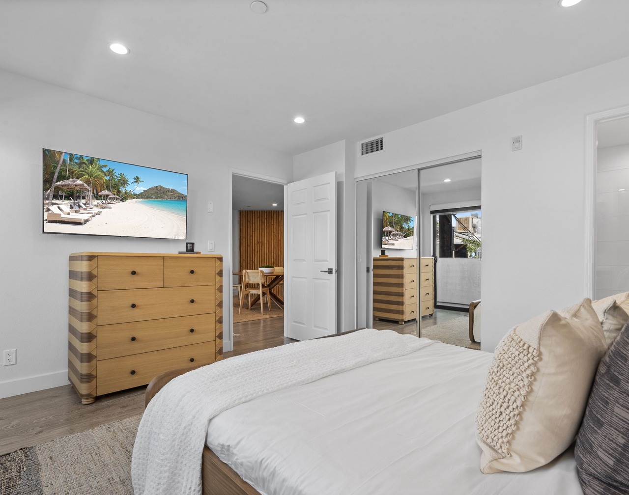 Heart of West Hollywood Apt w/doorman, gym, and co-working space 1