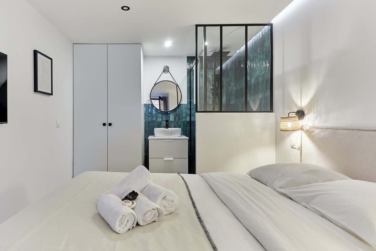 Superb apartment Arc de Triomphe 1