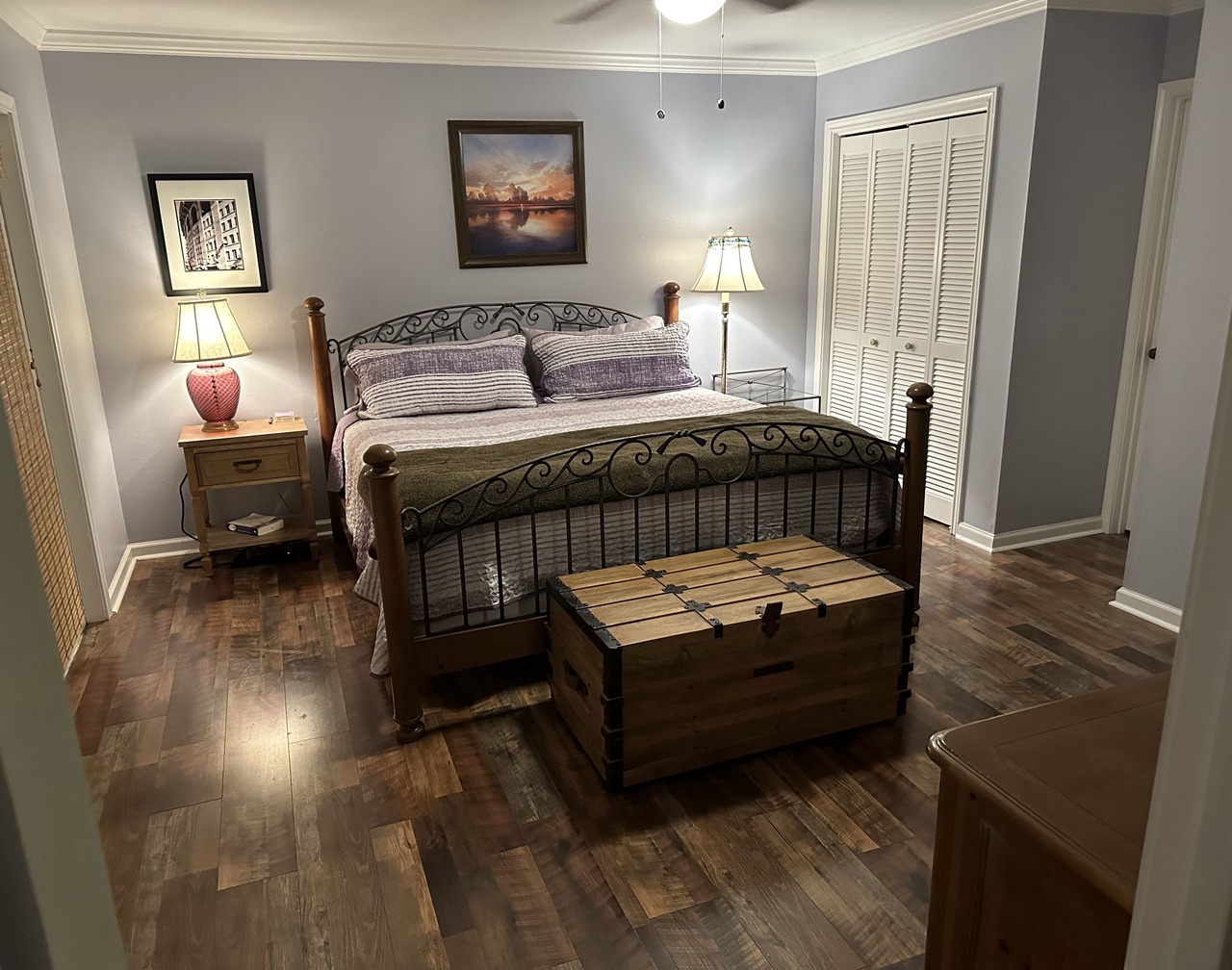Spacious home. Close to LSU, shopping, hospitals, downtown. Pets welcome. 1