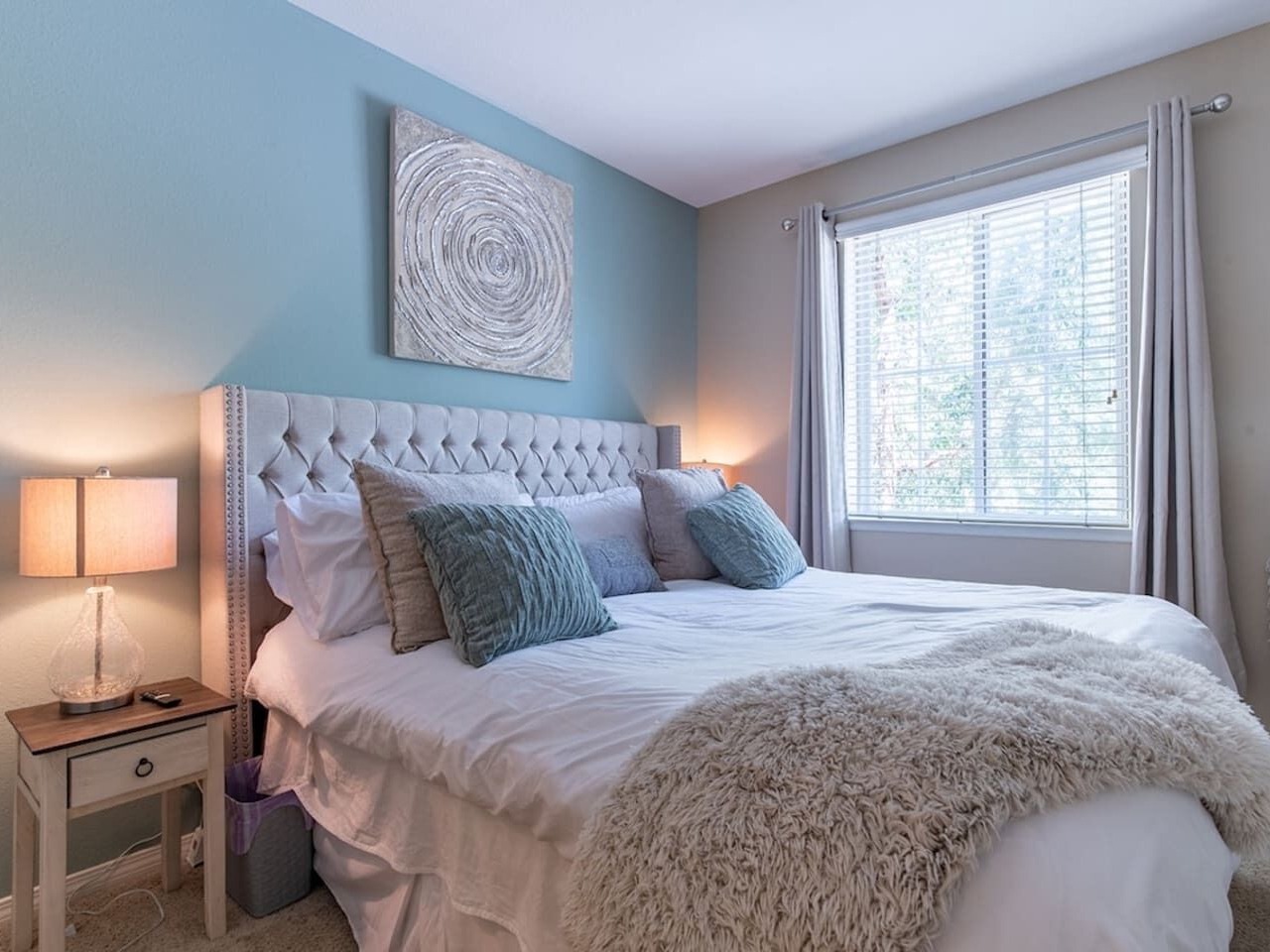 Luxury Modern Suite, King bed, Fast Wifi 1