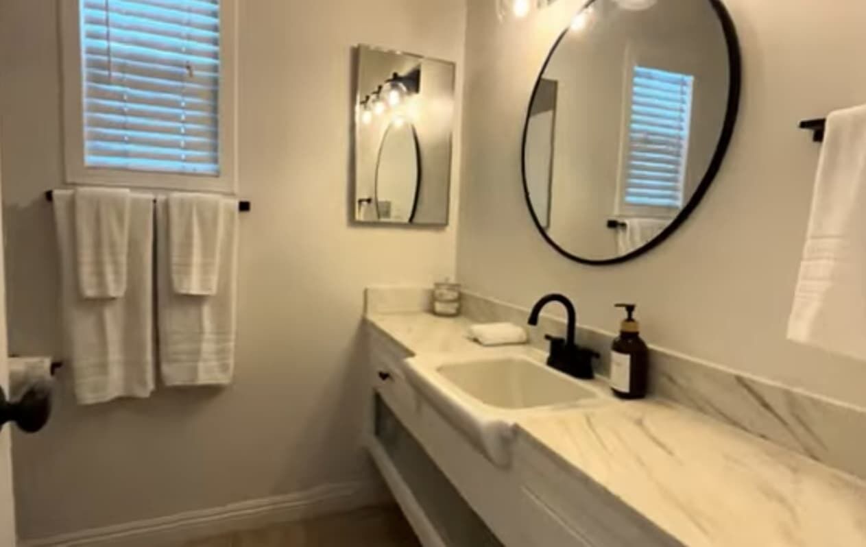Ocean View Studio Manhattan Beach 1