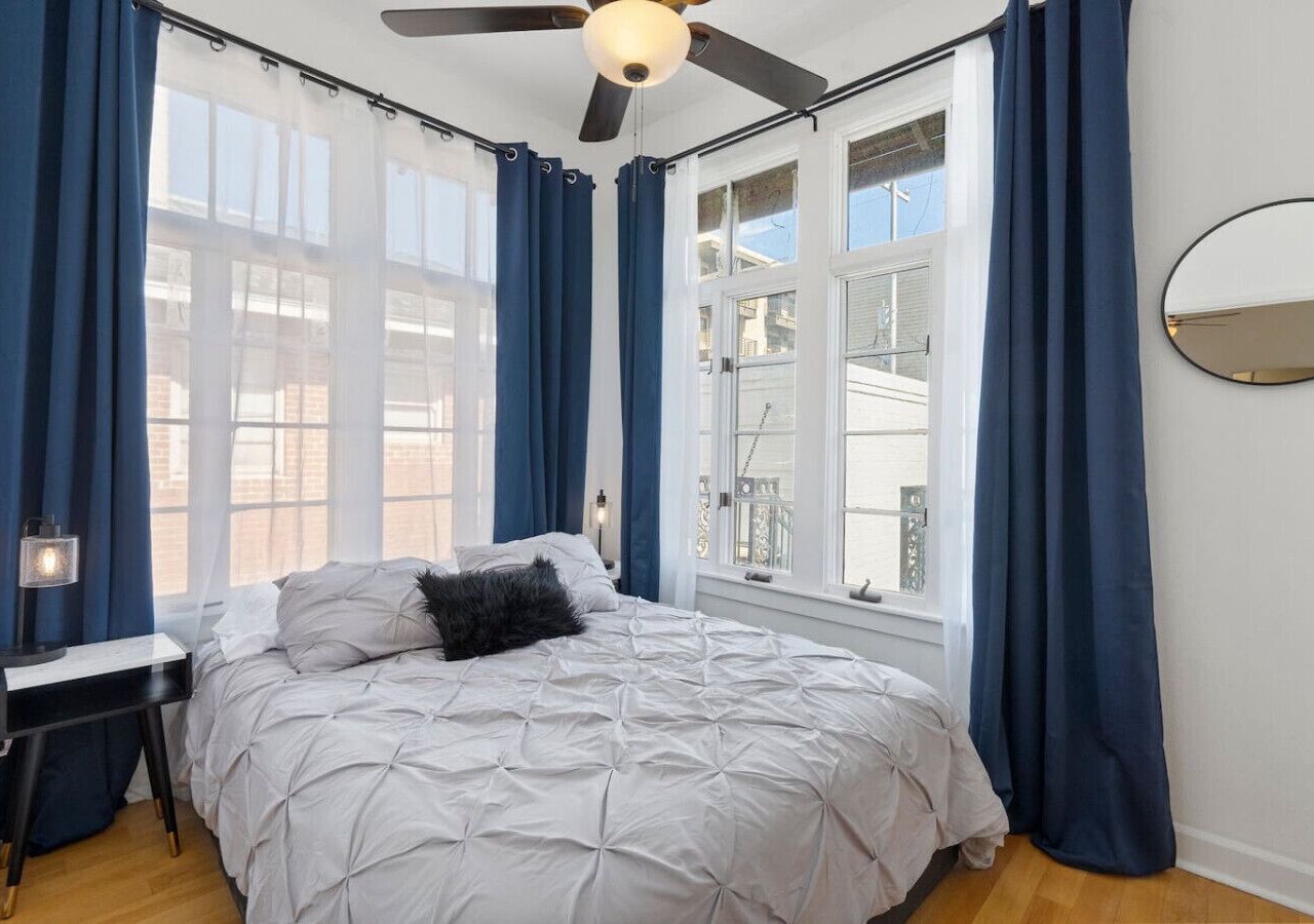 Modern Apartment in the Heart of Phoenix (6) 1