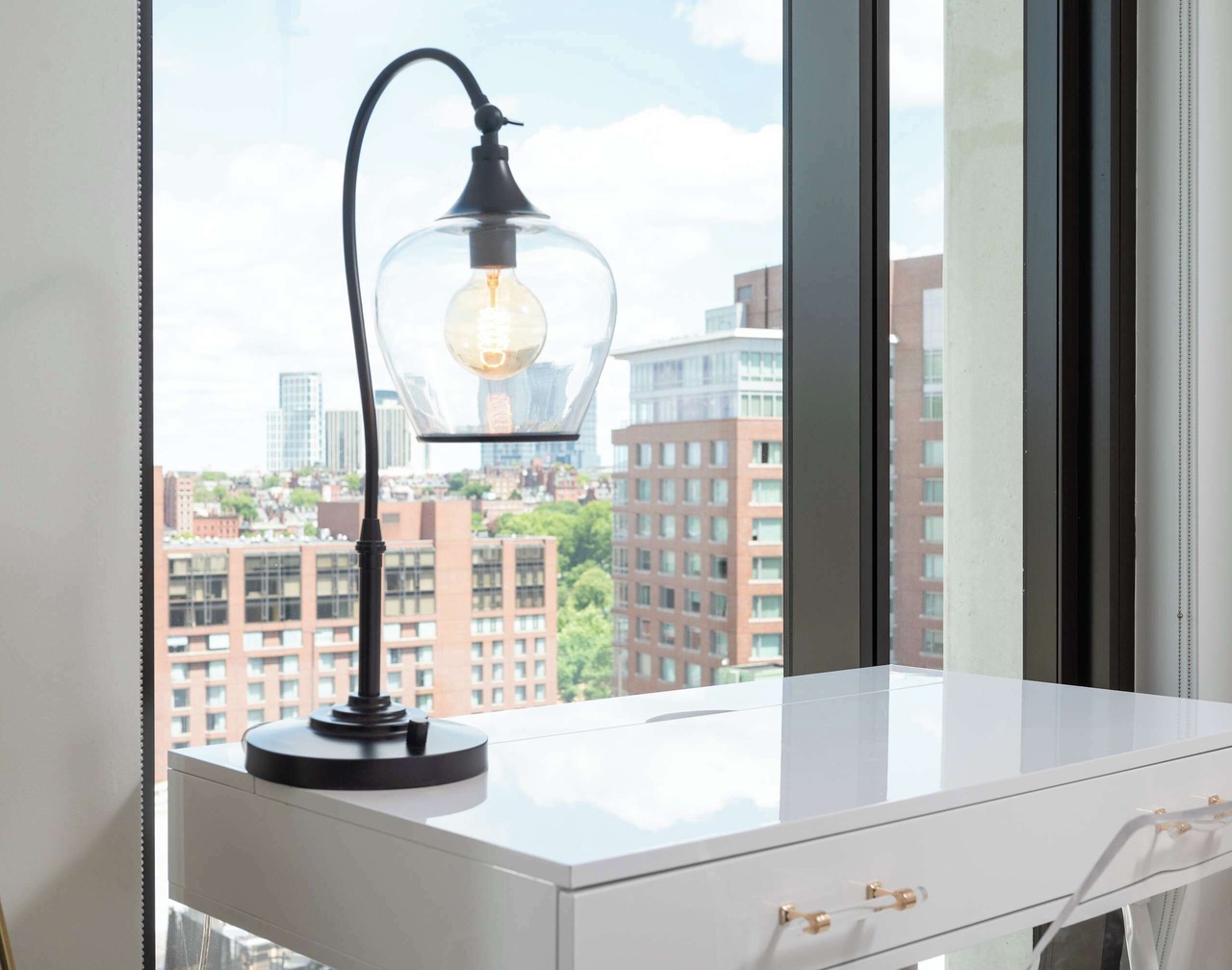 Back-Bay Lux Central 2BR Condo with Rooftop and Parking 1