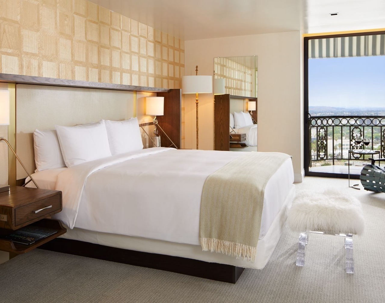 Gate One Bedroom Suite at The London West Hollywood, Free Breakfast 1