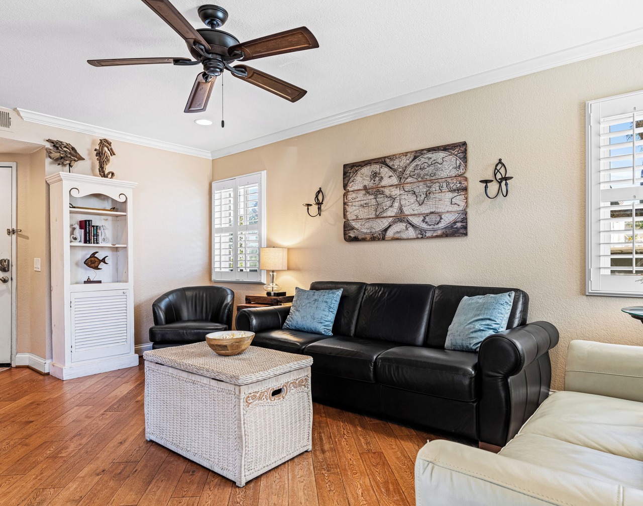 Close to Beach w/Patio & Resort Amenities | The Point at Corniche | STR16-0458 1
