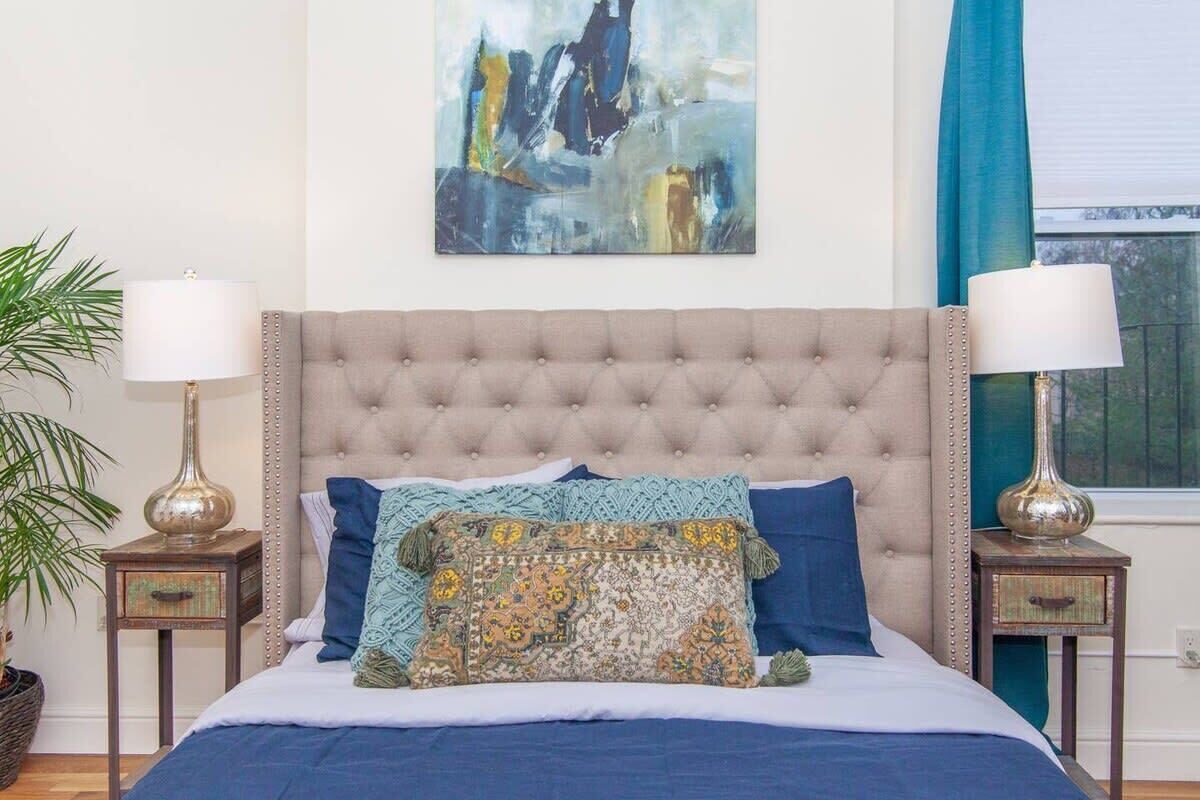 Expansive Essential Triplex | near T 1