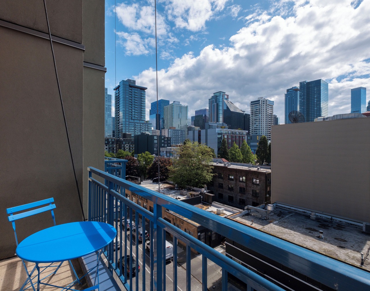 Stylish 2BR Penthouse with Parking & Pool! 1