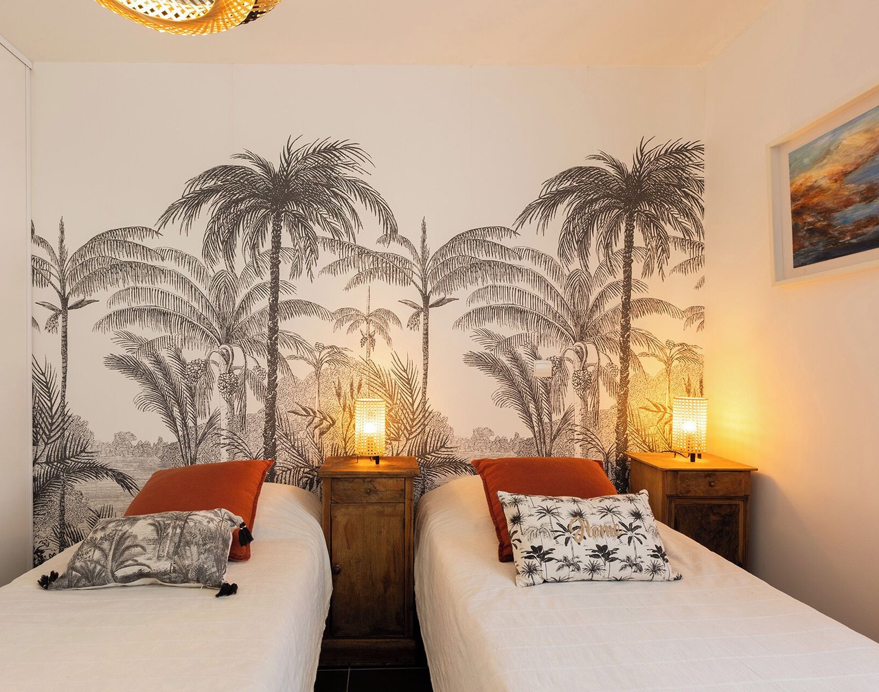 The Plaza *Panoramic Terrace *Beach *Parking 1