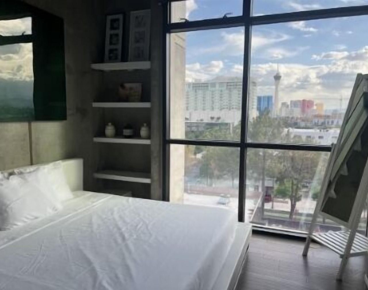 Balcony Luxury High Rise Downtown Fremont Casinos 1