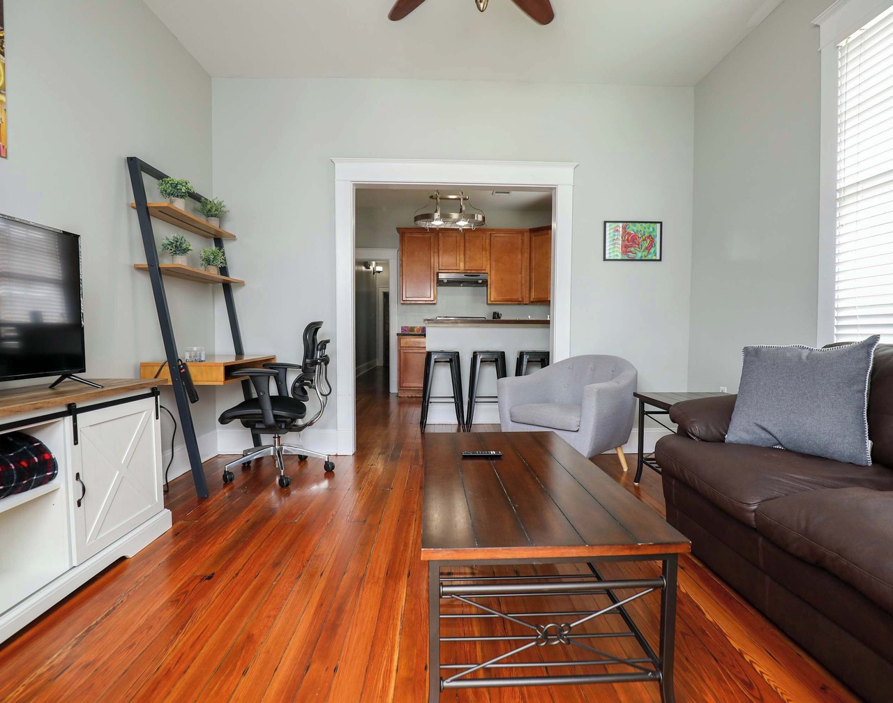 Historic Mid-City Escape, Perfect Festival Getaway 1
