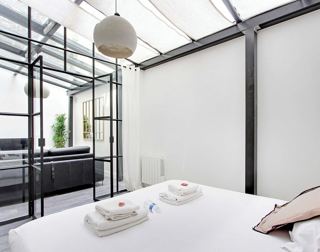 Splendid apartment - 2BR/4P - SacrÃ©-CÅ“ur 1