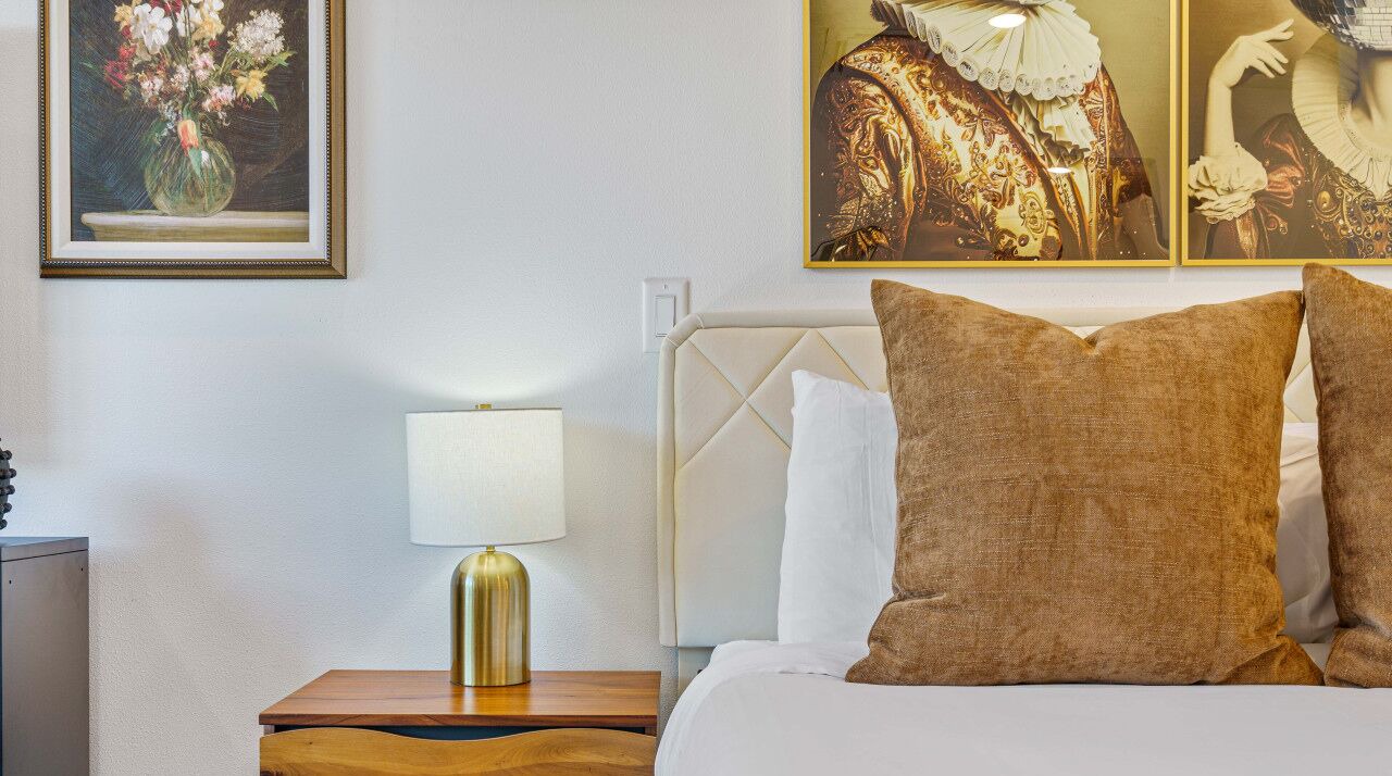 Vibrant Austin Studio | Balcony + Parking + Wi-Fi 1