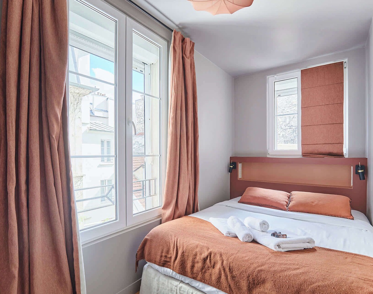 Charming 2BDR AC Le Marais Centre de Paris 1