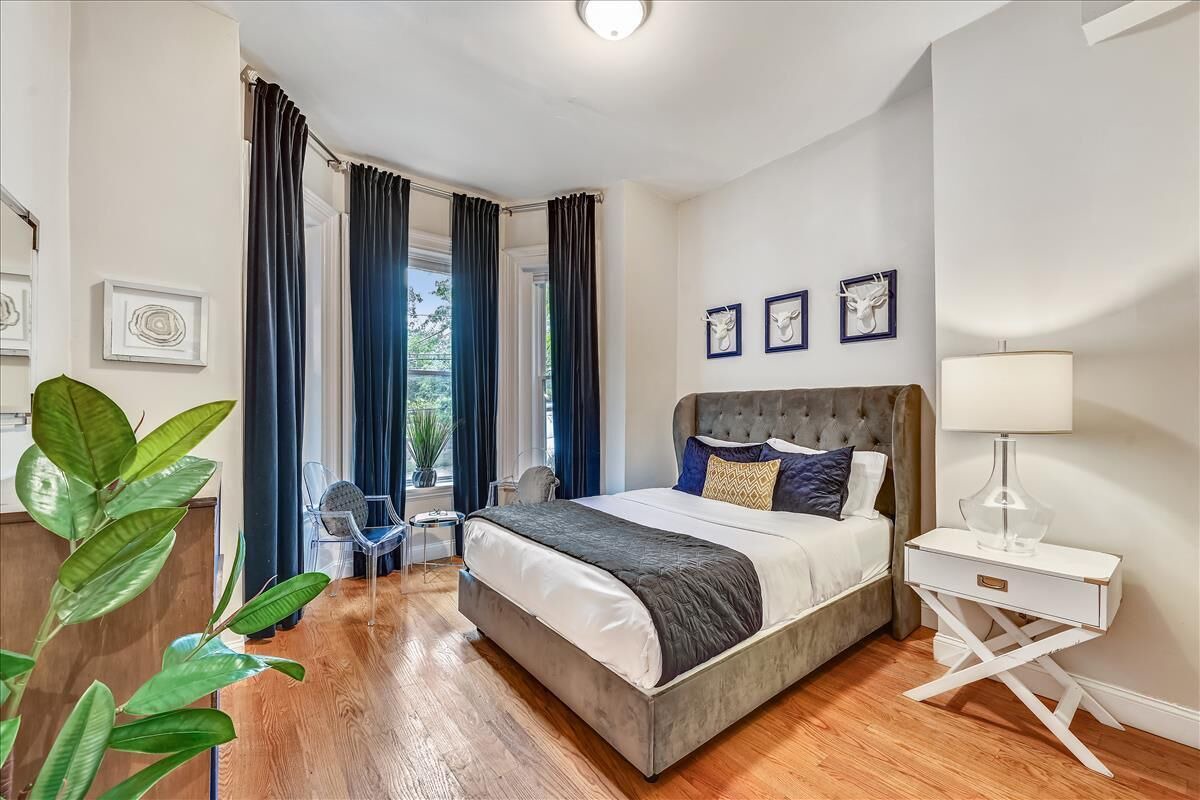 Clean contemporary escape 1