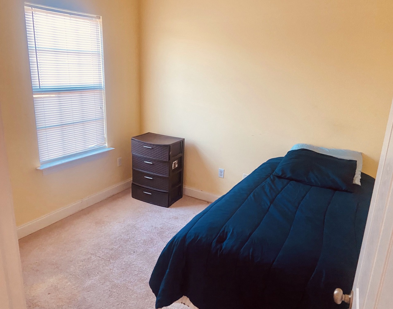 Furnished 2bedroom 1BA house with WiFi and central AC in wonderful New Orleans! 1