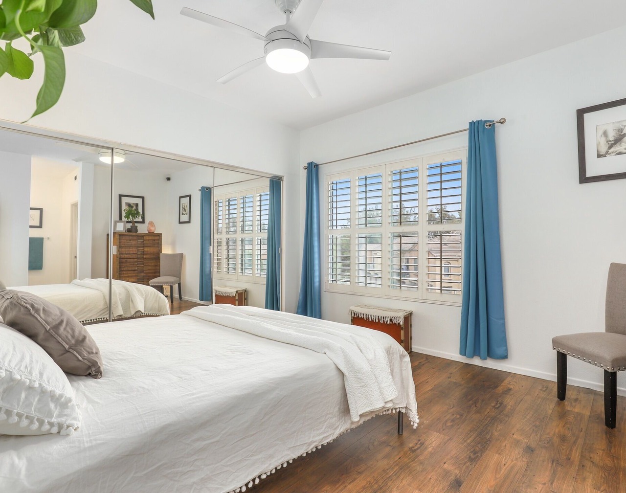 Bright 2 BR + 2 BA Valencia Townhouse + Pool & Spa 1