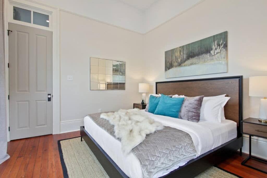 Refurbished Home with Hot Tub 1