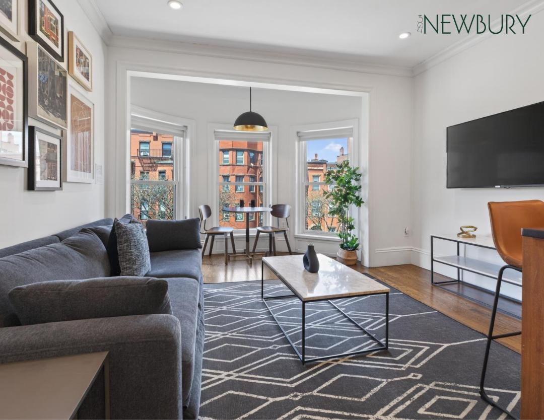304 Newbury Street by Thatch 1