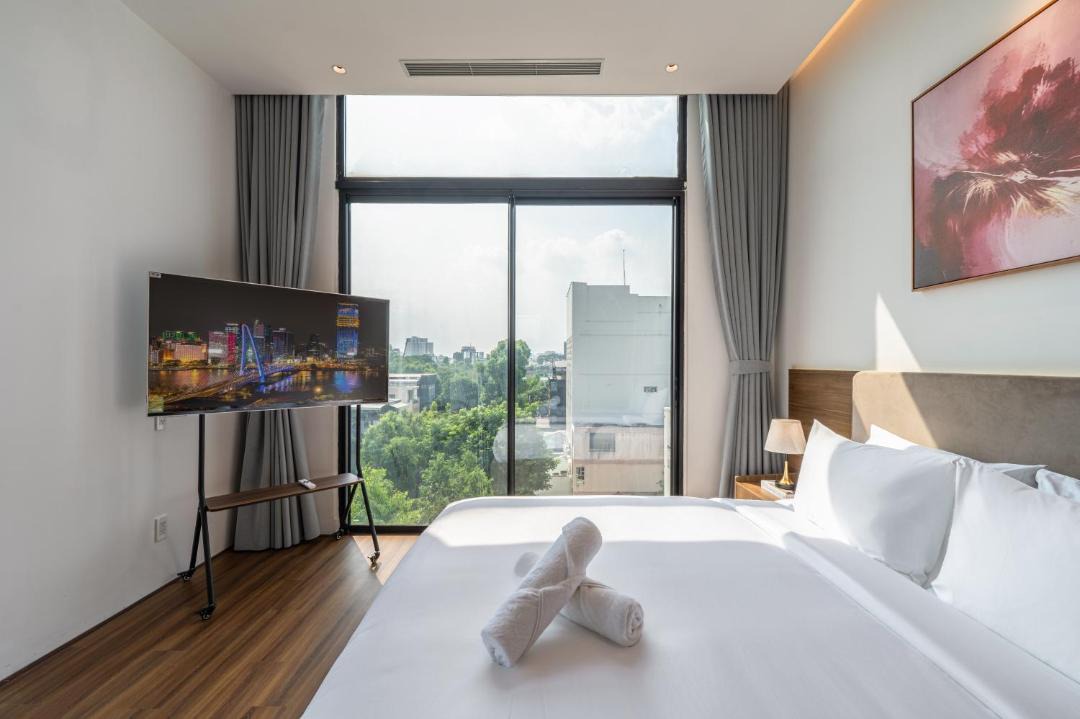 The Chapter 9 Boutique Suite 1