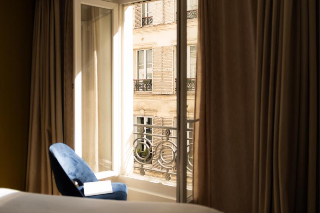 9Hotel Opera 1