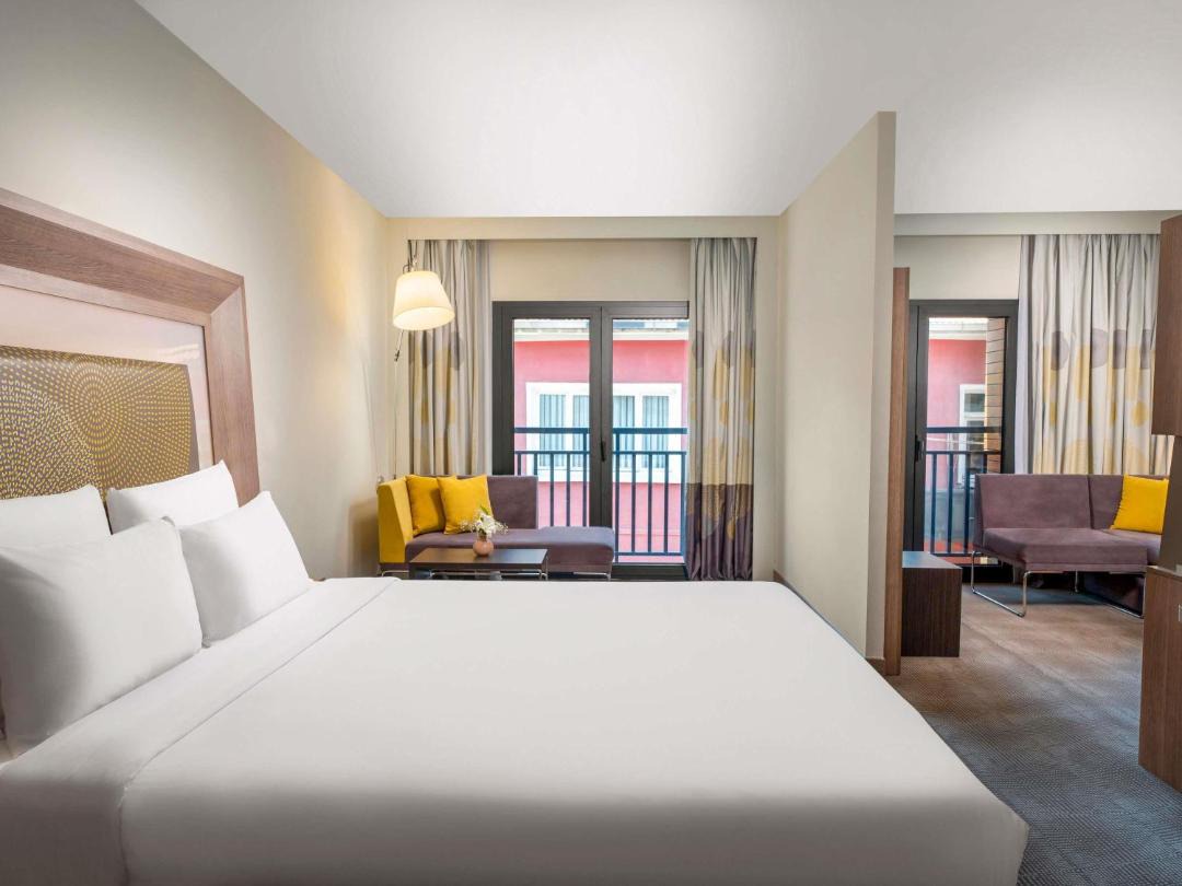 Novotel Istanbul Bosphorus Hotel 1