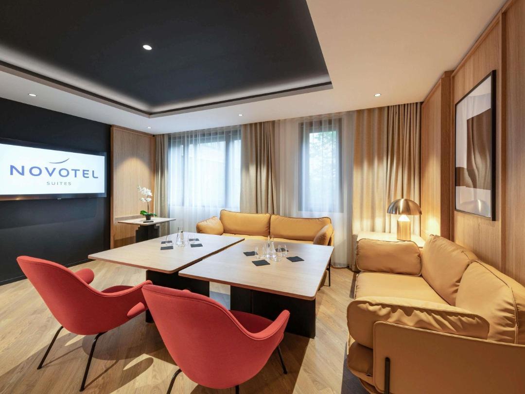 Novotel Suites Paris CDG Airport Villepinte 1